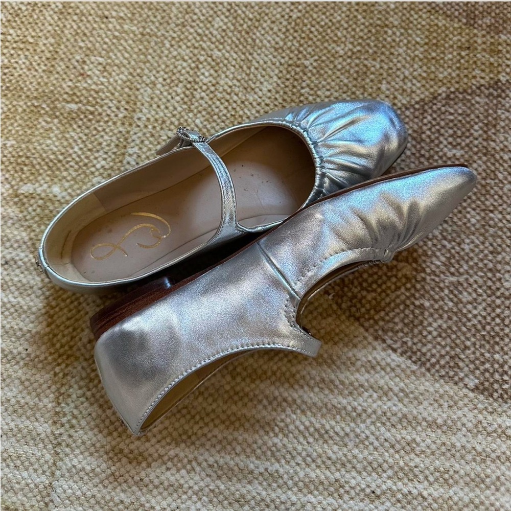 Steve Madden Silver Mary Jane Flats
